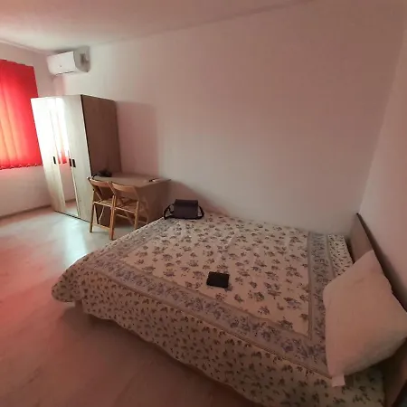 Garsoniera De La Mare Mangalia